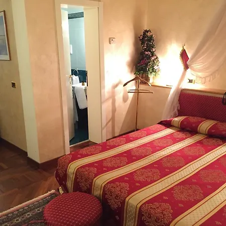 Hotell Oscar E Amorina 4*